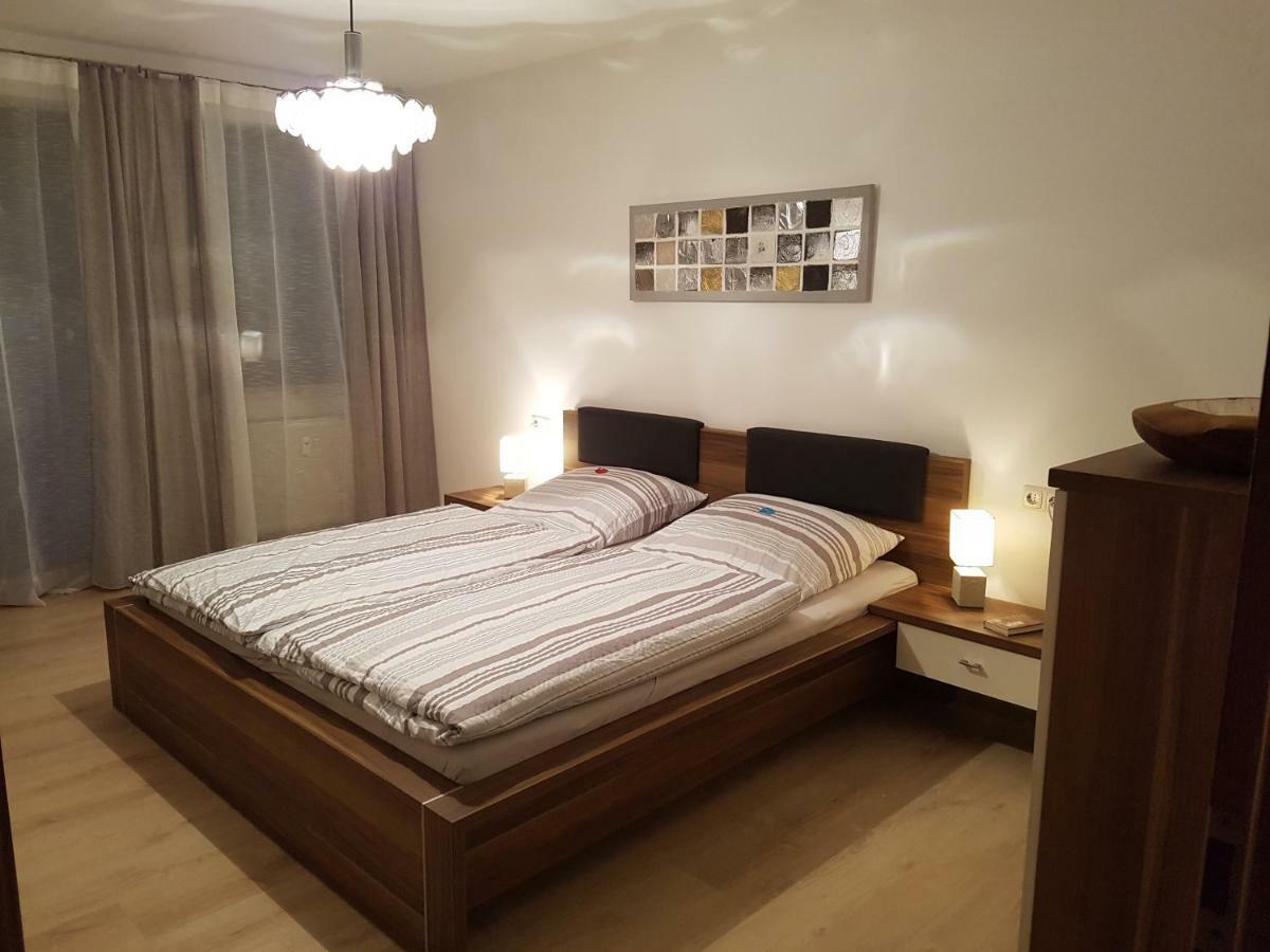 Andys Ferienwohnung Нойщад ан дер Валднаб Екстериор снимка